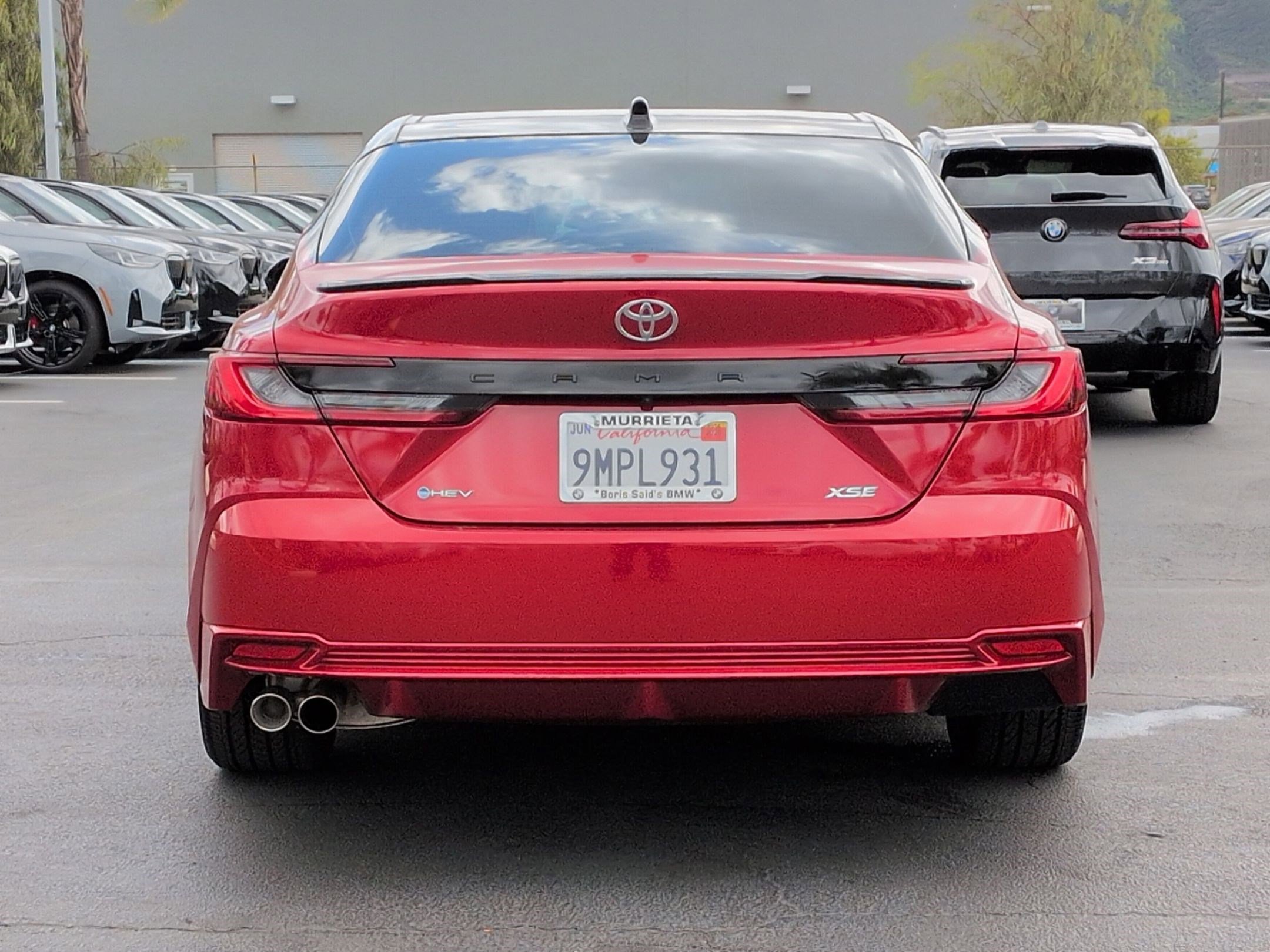 Used 2025 Toyota Camry XSE FWD image 9