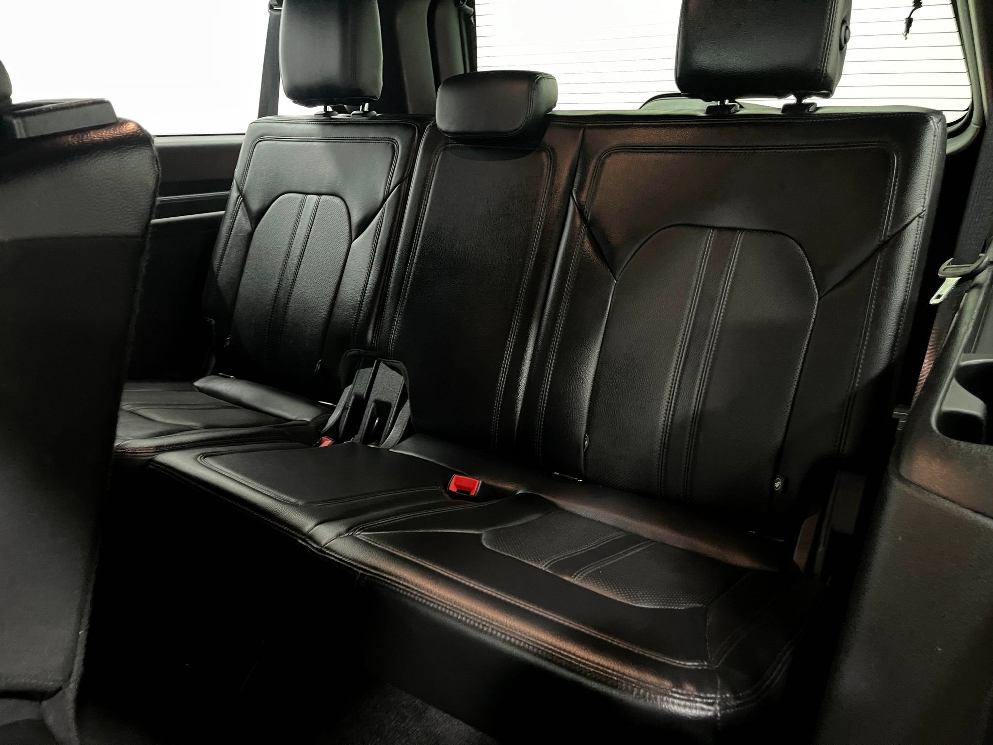 Used 2018 Ford Expedition Max Limited AWD/4WD image 30