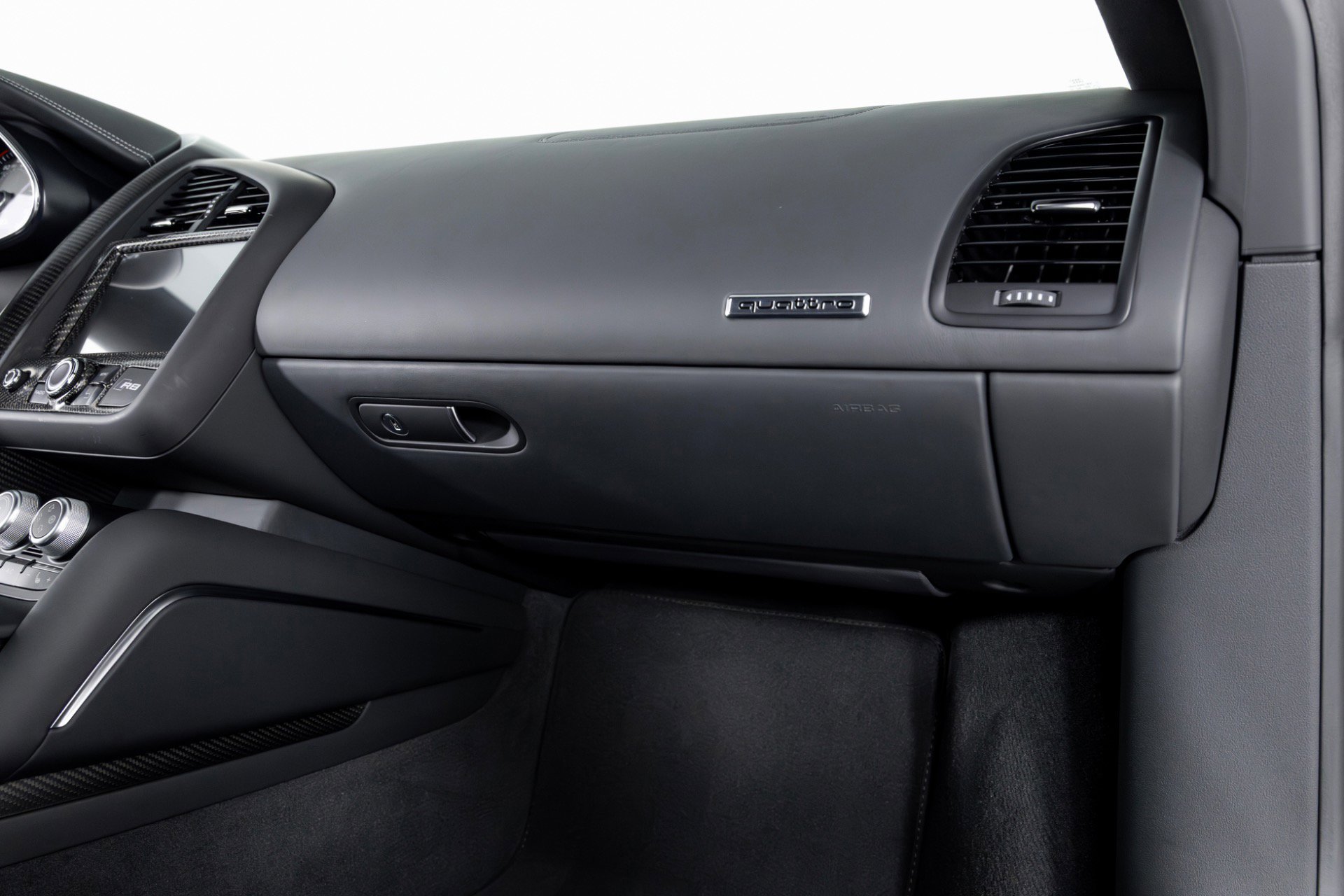 Used 2015 Audi R8 Competition image 37