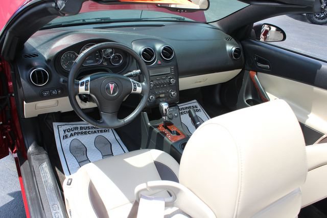 Used 2008 Pontiac G6 GT w/ Sport Package FWD image 22