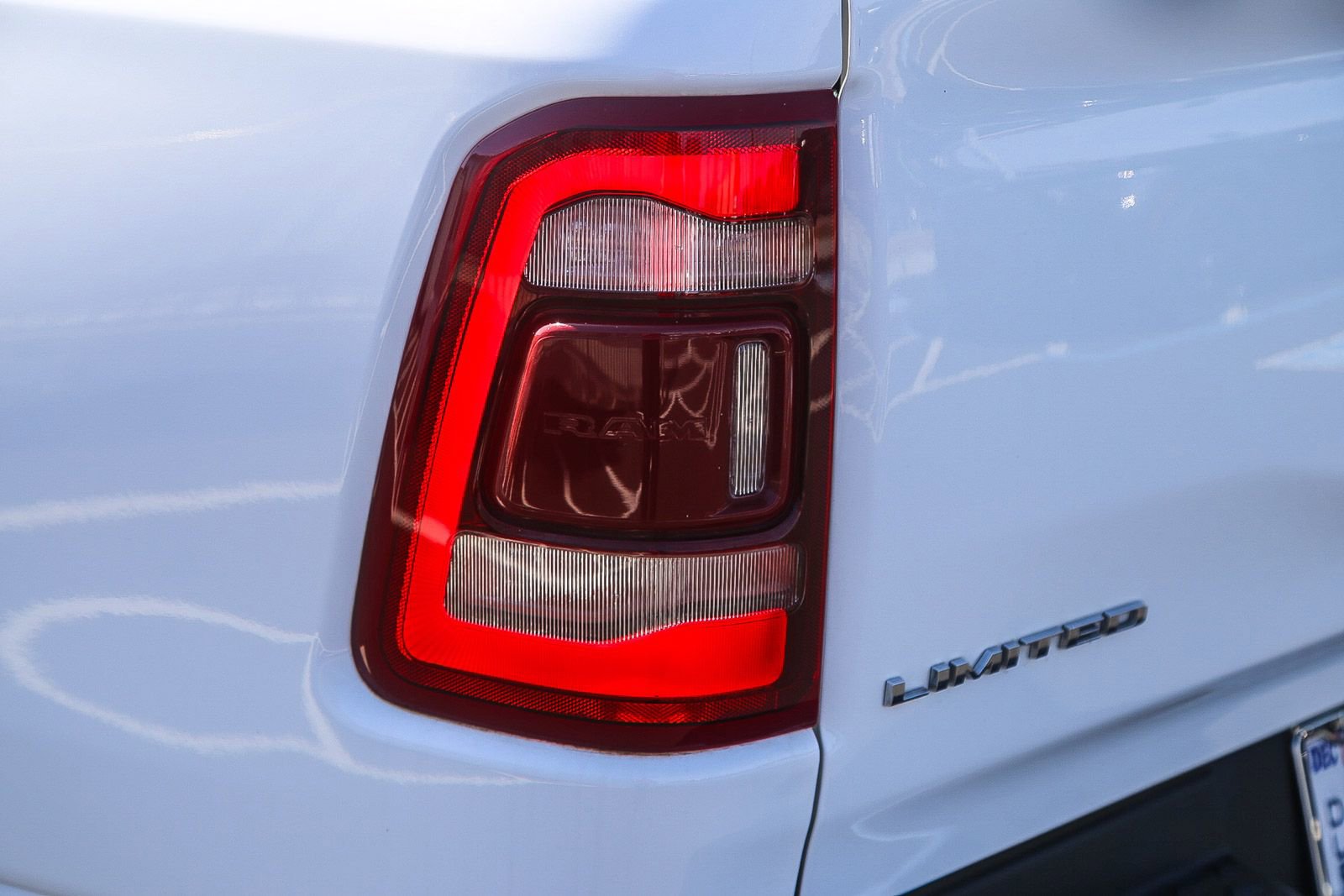 Used 2024 RAM 1500 Limited image 8