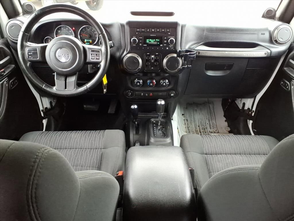 Used 2011 Jeep Wrangler Unlimited Sport image 13