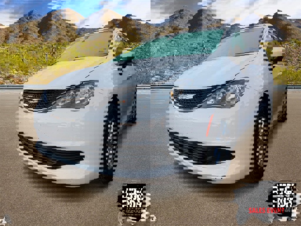 Used 2019 Chrysler Pacifica LX