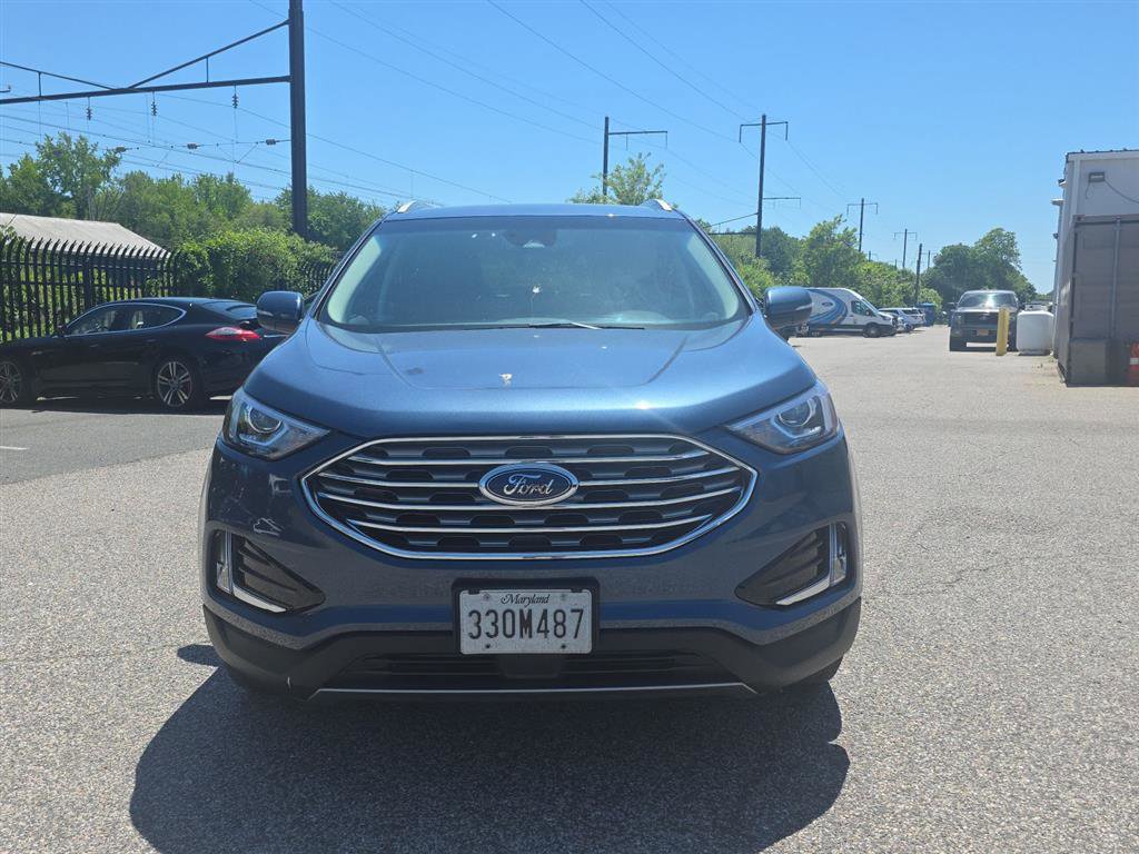 Used 2019 Ford Edge SEL w/ Equipment Group 201A AWD/4WD image 4