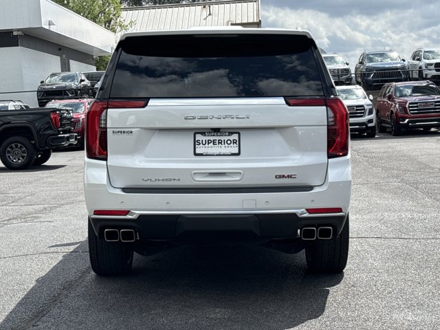 Used 2025 GMC Yukon Denali w/ Sun & Power Step Package image 4
