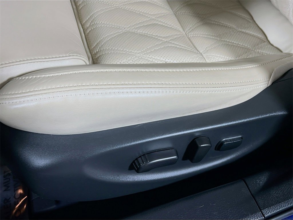 Used 2023 Nissan Maxima Platinum w/ Sport Mat Group image 18