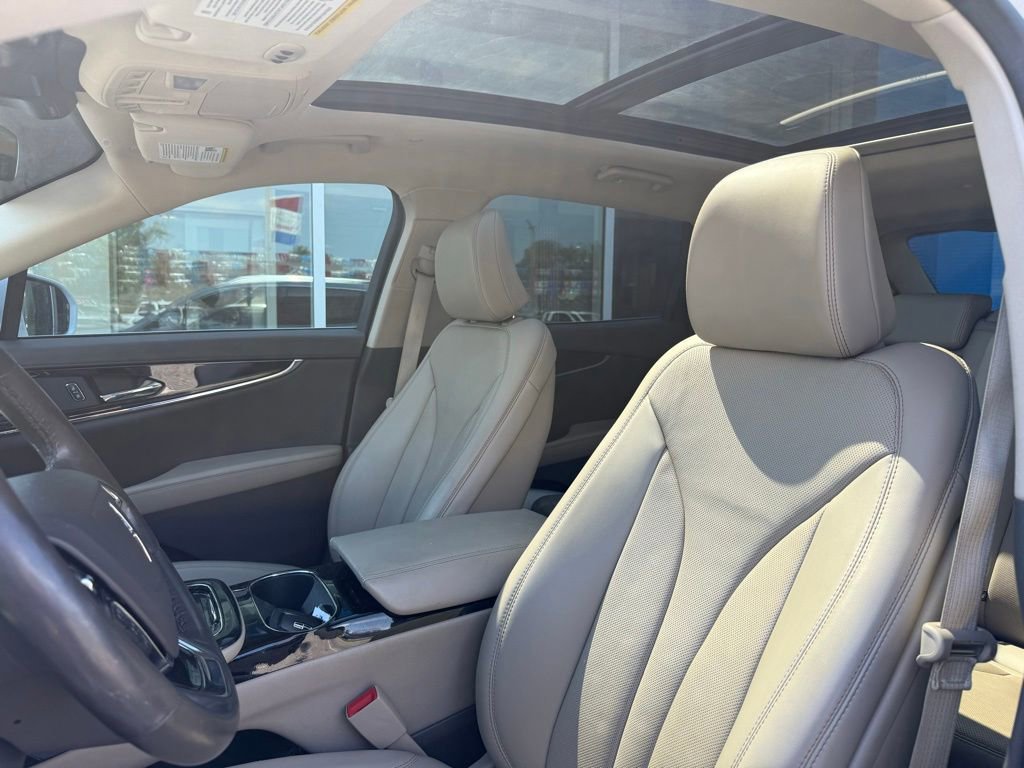 Used 2022 Lincoln Nautilus Reserve AWD/4WD image 7