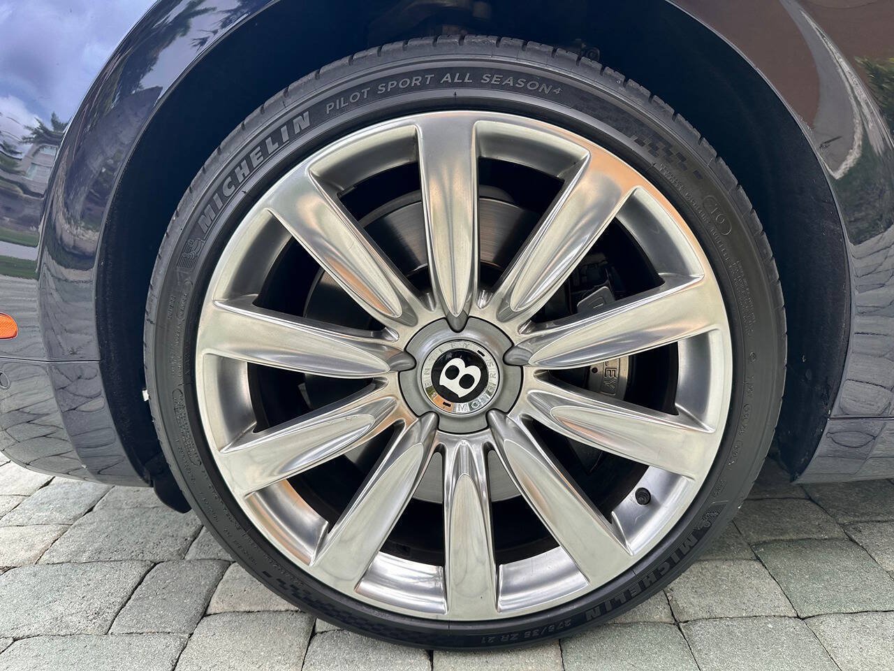Used 2014 Bentley Flying Spur W12 AWD/4WD image 35