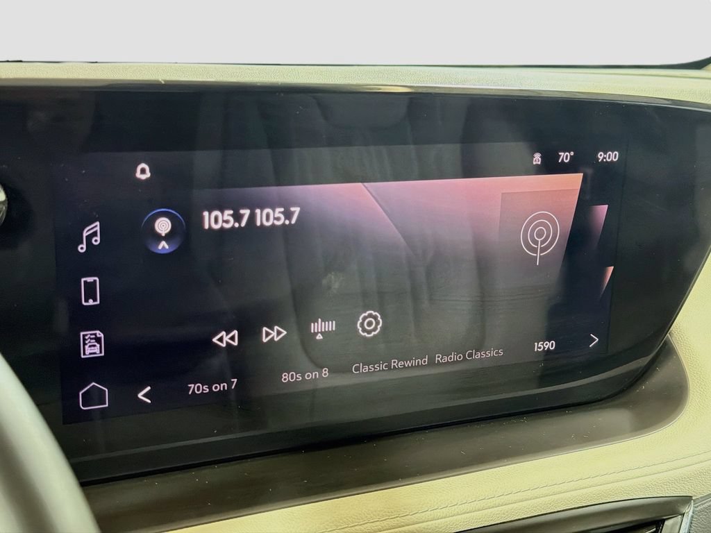 Used 2025 Buick Encore GX Avenir w/ Avenir Technology Package FWD image 15