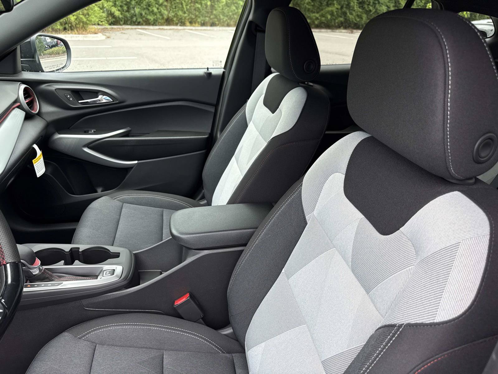 New 2026 Chevrolet Trax RS w/ Driver Confidence Package FWD image 20