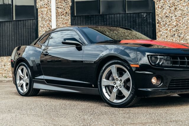 Used 2010 Chevrolet Camaro SS w/ LPO, Ground Effects Package RWD image 38