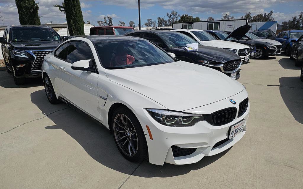 Used 2018 BMW M4 Coupe w/ Executive Package RWD image 3