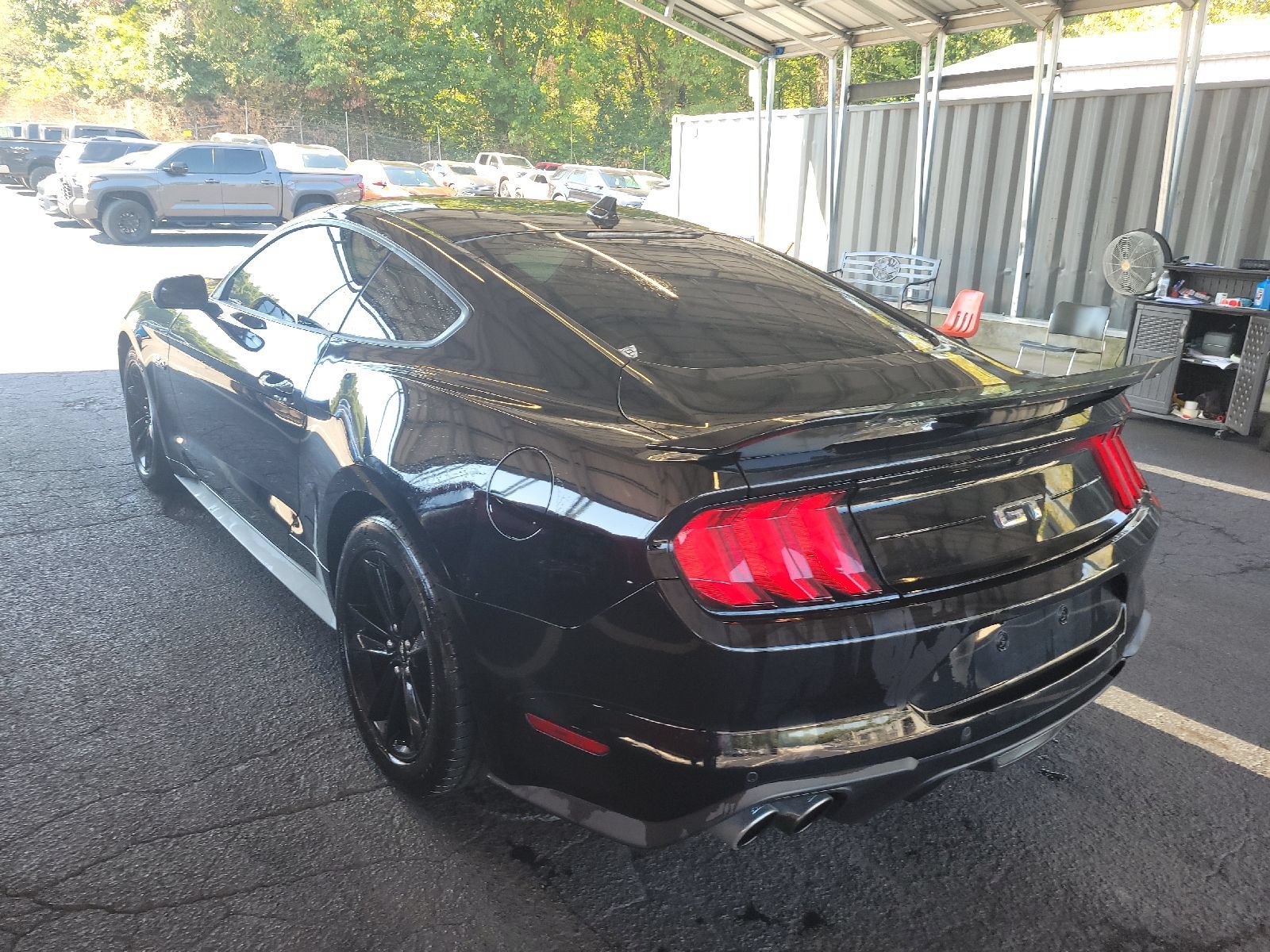 Used 2020 Ford Mustang GT RWD image 2