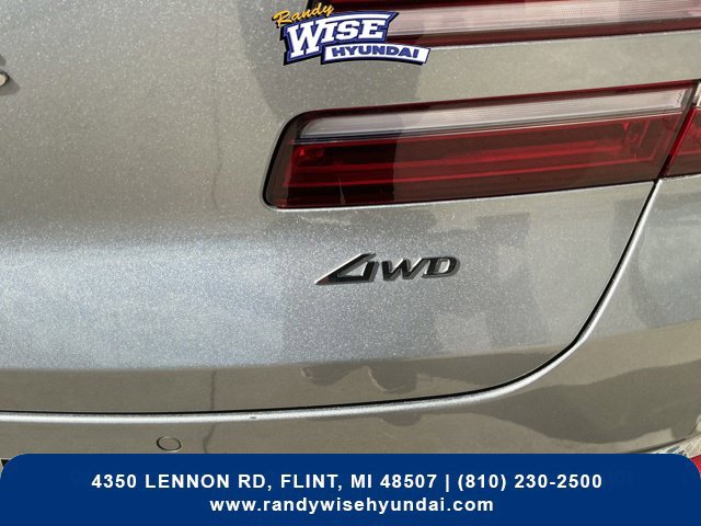 Used 2025 Genesis GV80 2.5T Standard AWD/4WD image 40