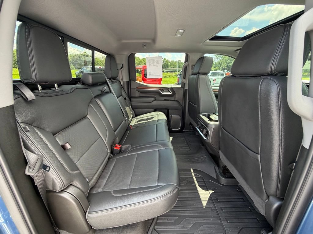 Used 2025 GMC Sierra 1500 Denali w/ Denali Reserve Package AWD/4WD image 24