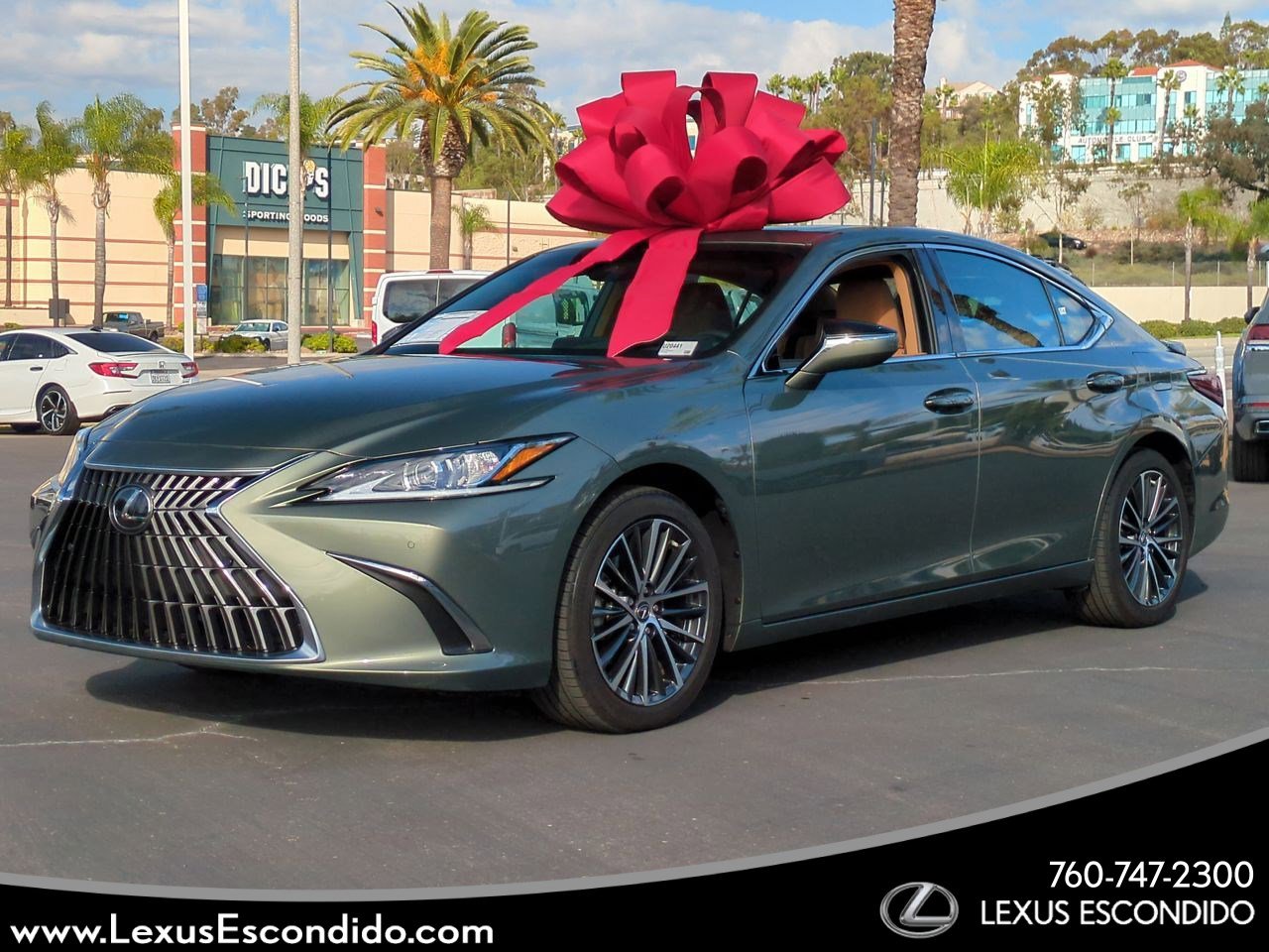 Used 2023 Lexus ES 300h w/ Premium Package
