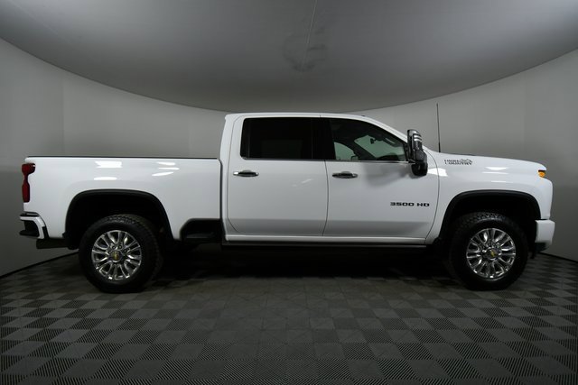 Used 2022 Chevrolet Silverado 3500 High Country w/ Technology Package image 15