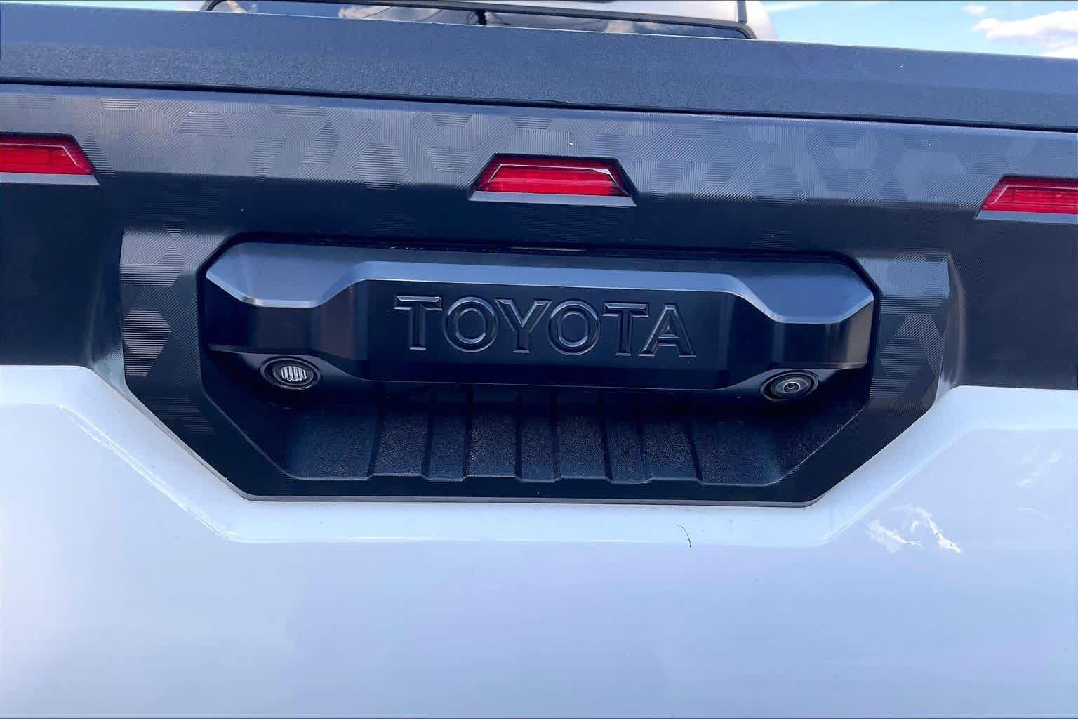 Used 2024 Toyota Tundra TRD Pro AWD/4WD image 29