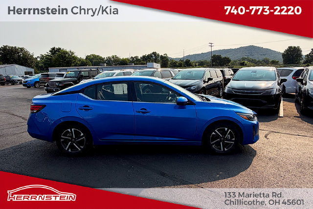 Used 2025 Nissan Sentra SV FWD image 26