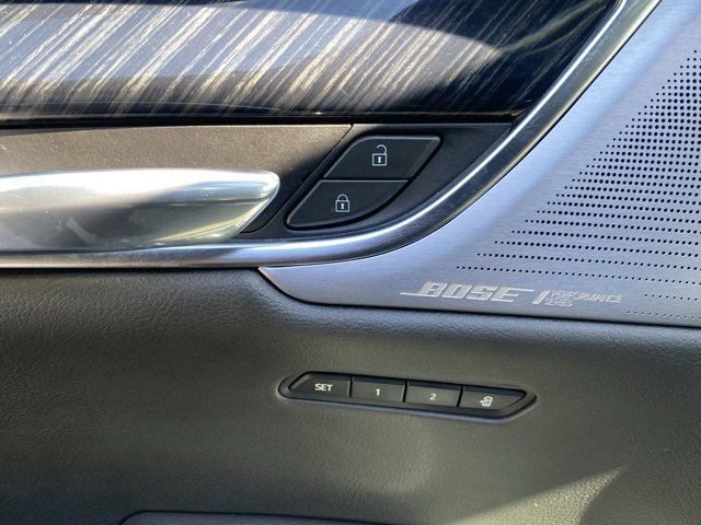 Used 2023 Cadillac XT6 Premium Luxury w/ Technology Package image 14