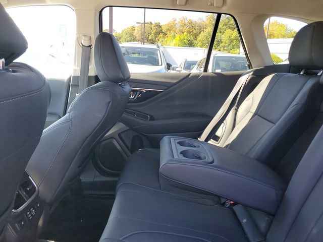 Used 2025 Subaru Outback Limited image 13