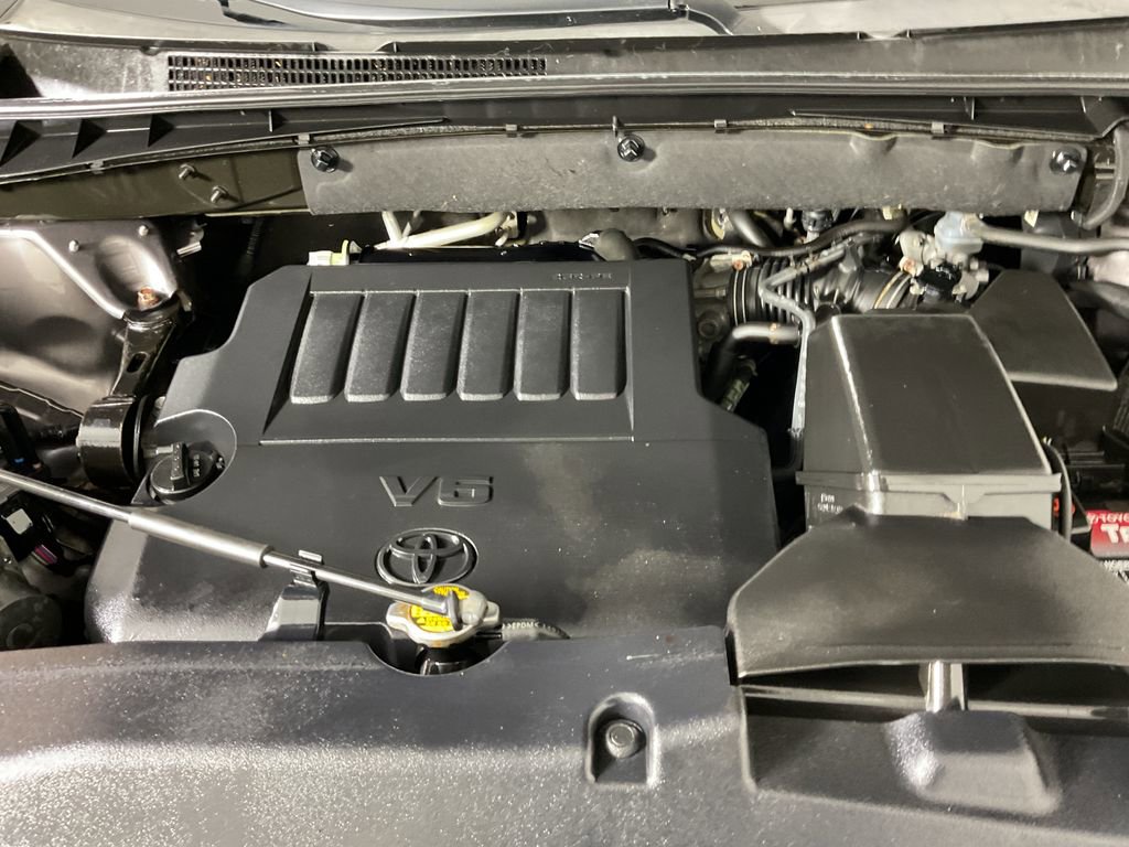 Used 2014 Toyota Highlander XLE image 29