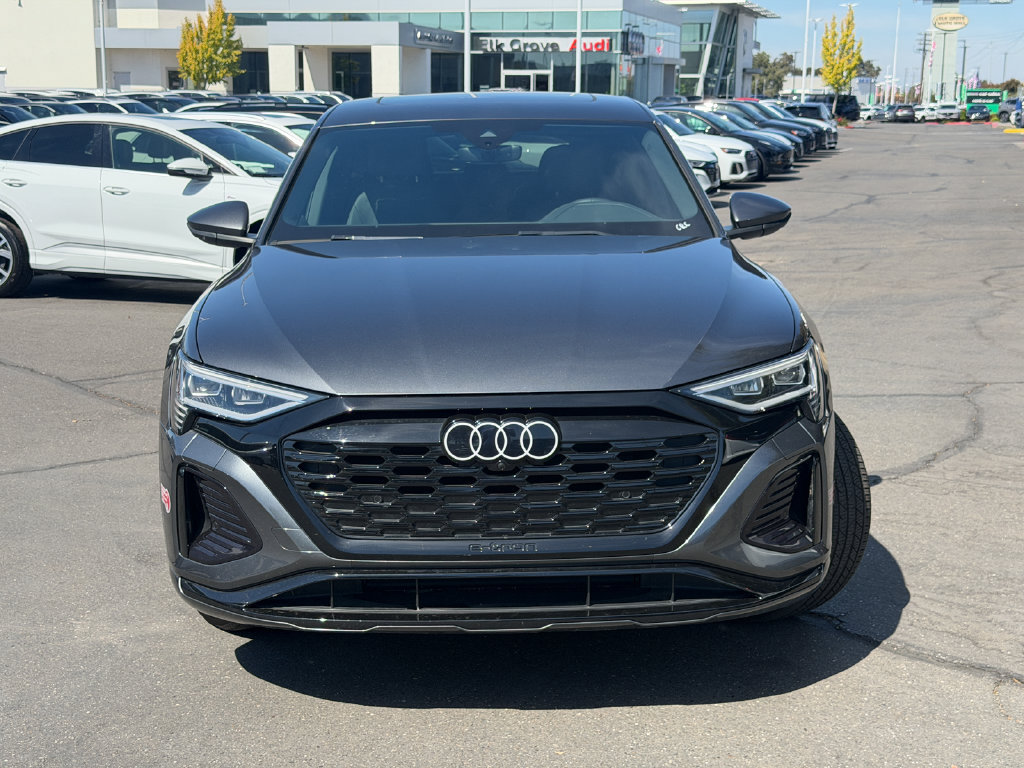 Used 2024 Audi Q8 e-tron Premium AWD/4WD image 3