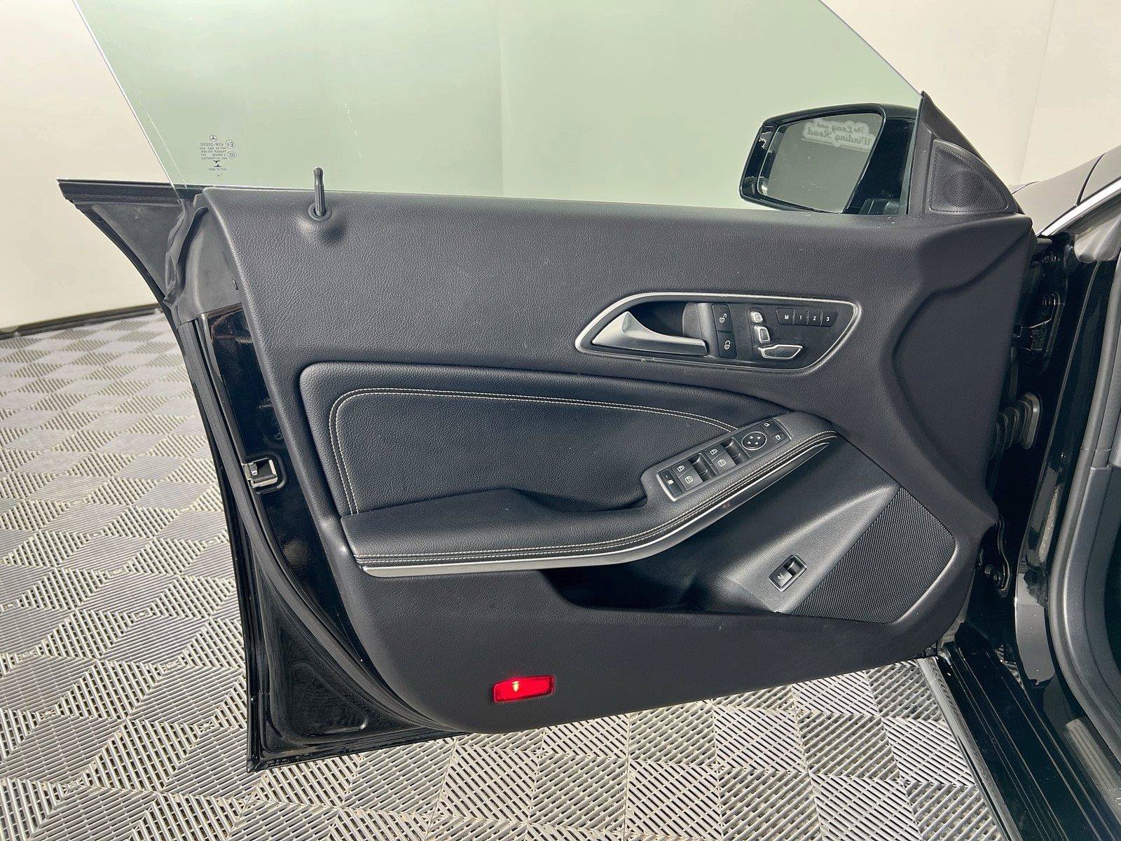 Used 2019 Mercedes-Benz CLA 250 4MATIC image 19