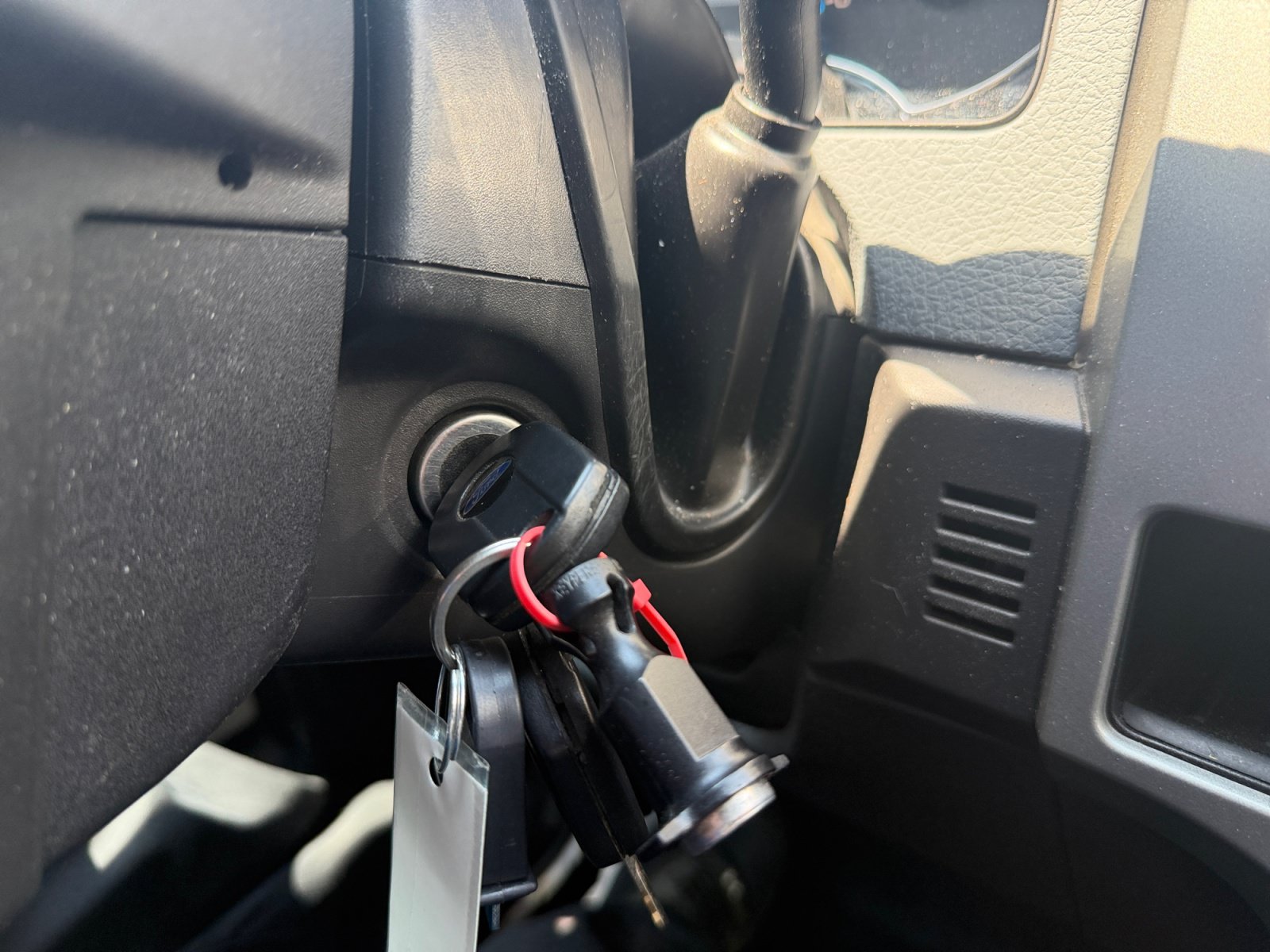 Used 2012 Ford F150 XLT w/ XLT Chrome Pkg RWD image 23