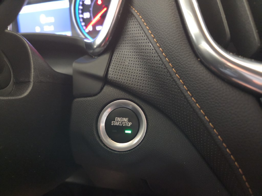 Used 2024 Chevrolet Equinox Premier AWD/4WD image 18