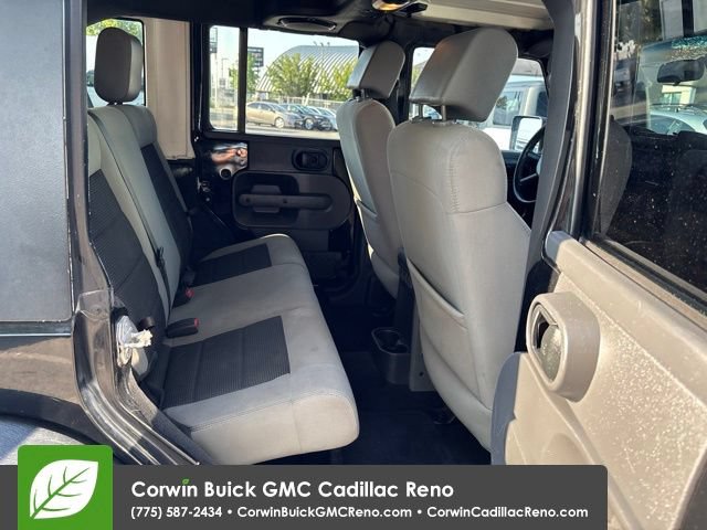 Used 2010 Jeep Wrangler Unlimited Rubicon w/ Dual Top Group AWD/4WD image 16