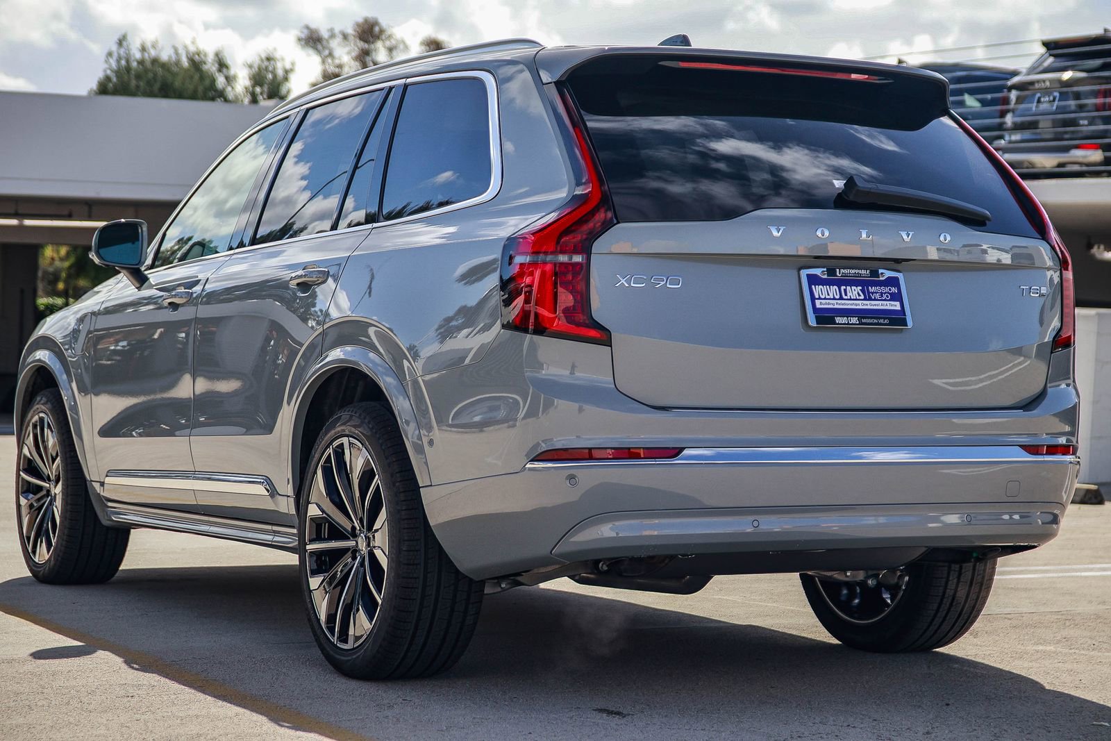 New 2026 Volvo XC90 T8 Ultra w/ Protection Package Premier image 4