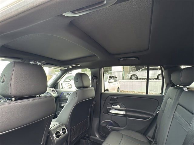 New 2026 Mercedes-Benz GLB 250 image 13