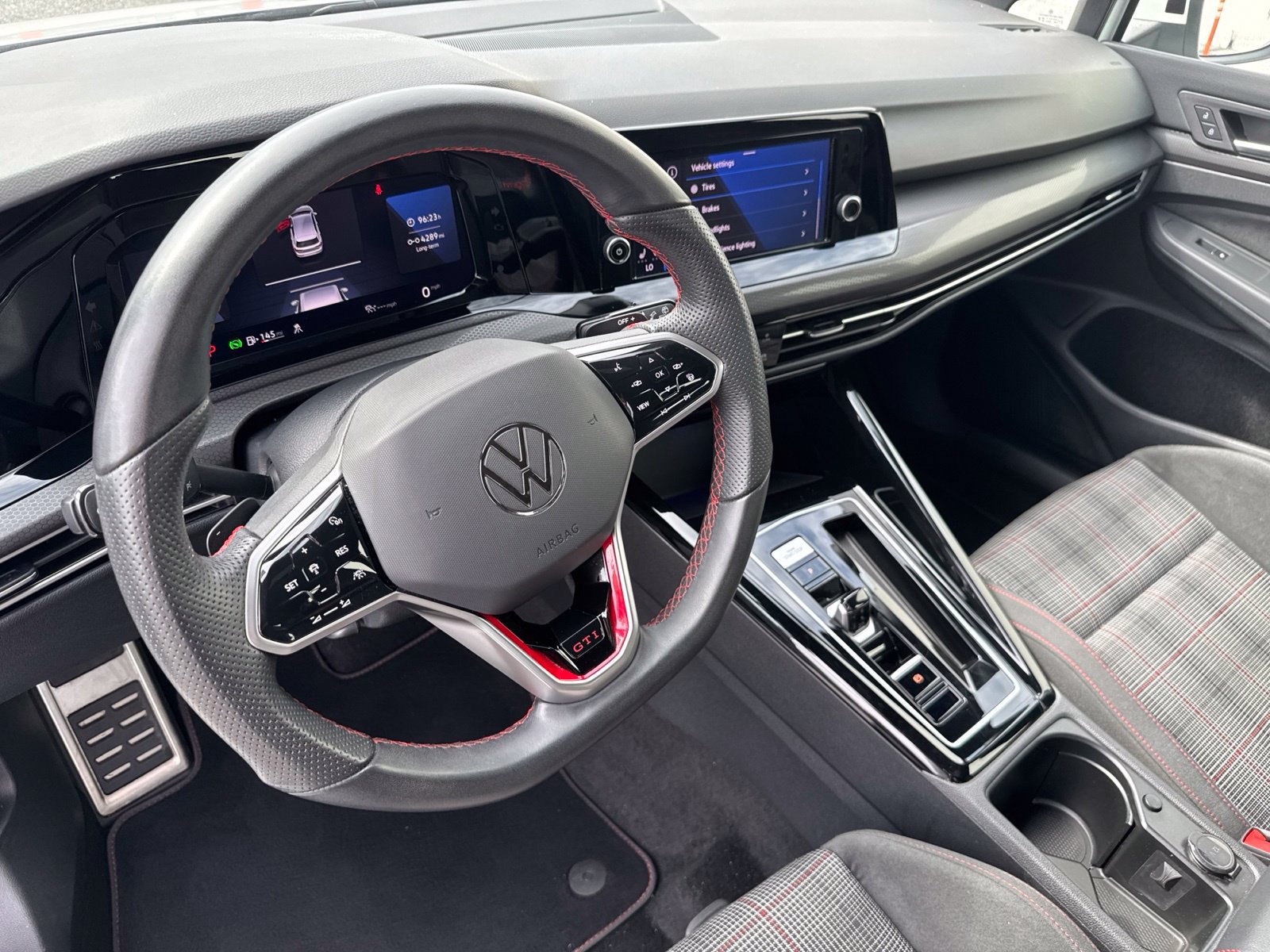 Used 2024 Volkswagen GTI S FWD image 22