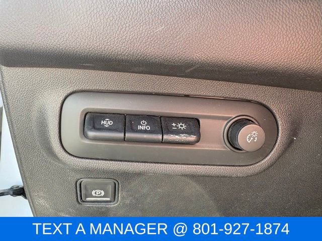 Used 2024 GMC Terrain AT4 w/ Tech Package AWD/4WD image 21