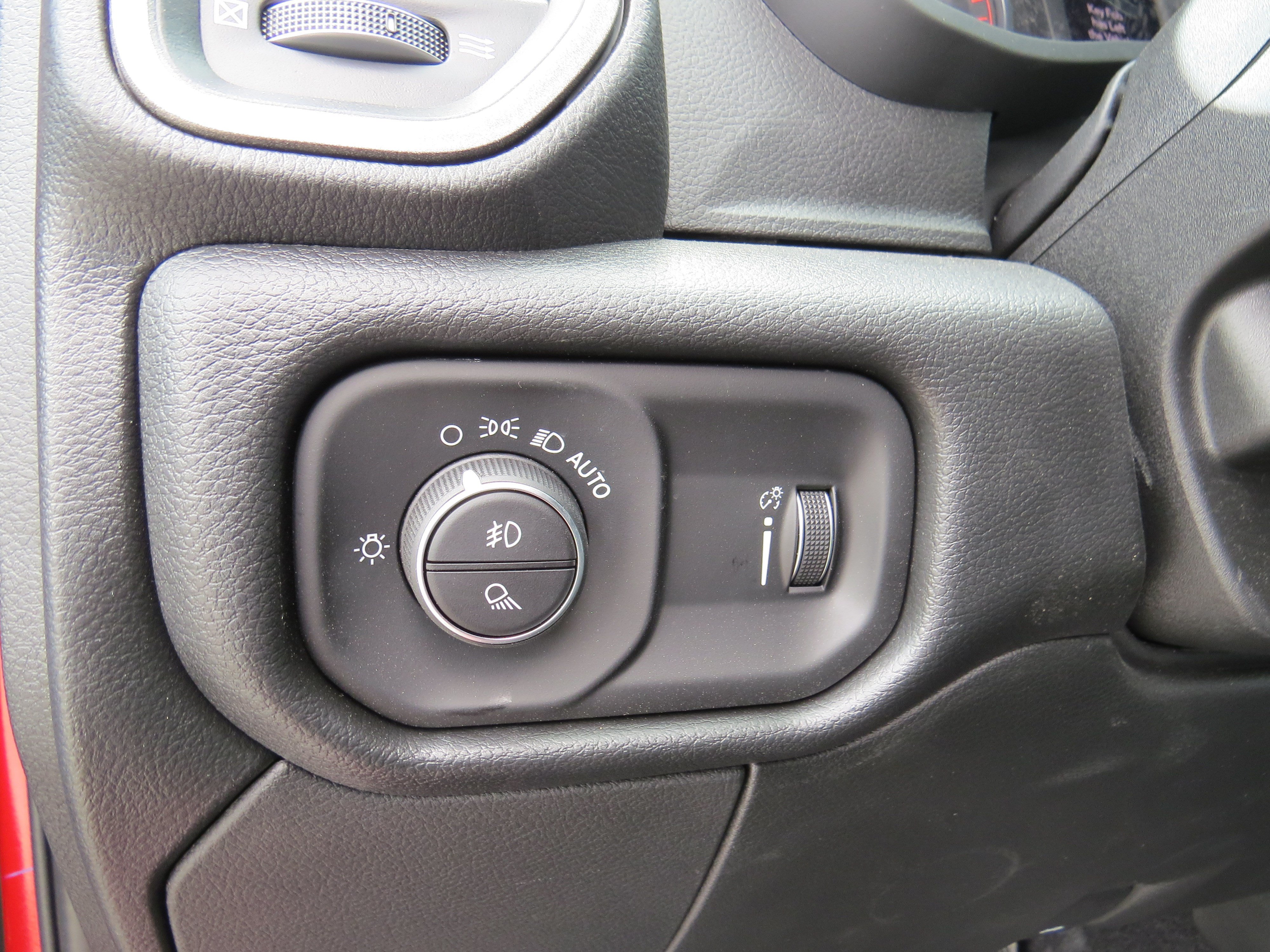 New 2026 RAM 3500 Tradesman AWD/4WD image 21