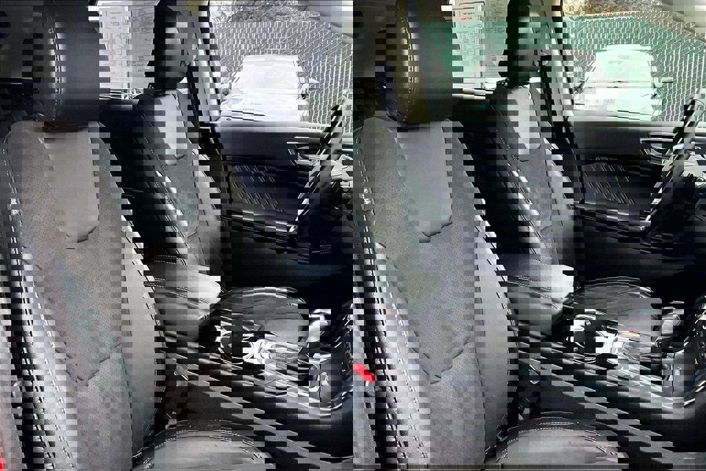 Used 2017 Ford Edge Sport w/ Equipment Group 401A image 6