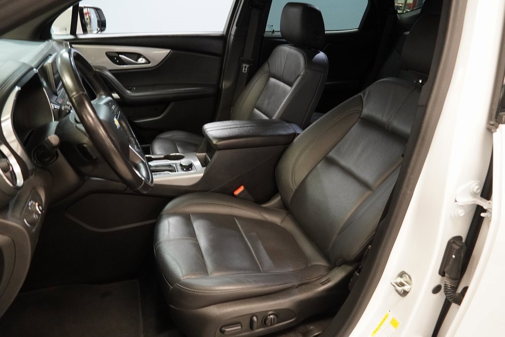 Used 2022 Chevrolet Blazer LT image 3