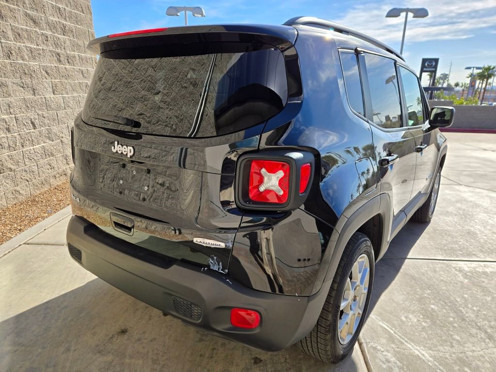 Used 2022 Jeep Renegade Latitude w/ Convenience Group image 4