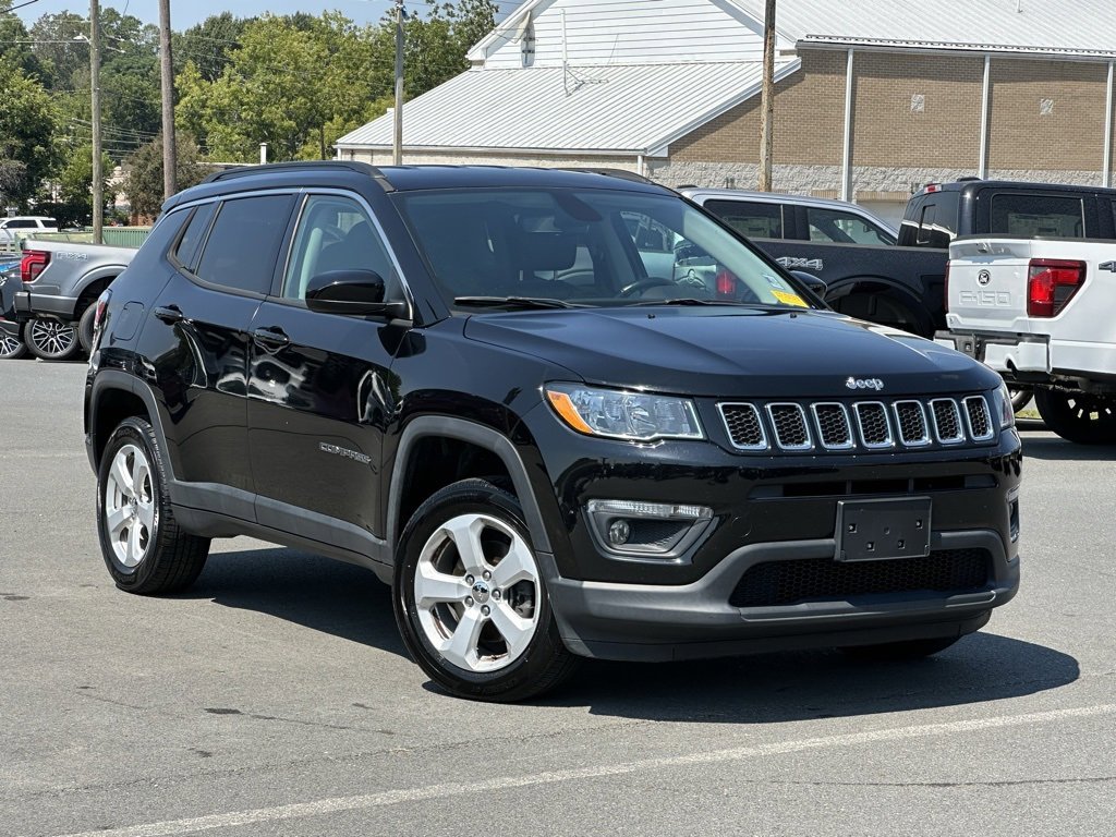 Used 2018 Jeep Compass Latitude image 39