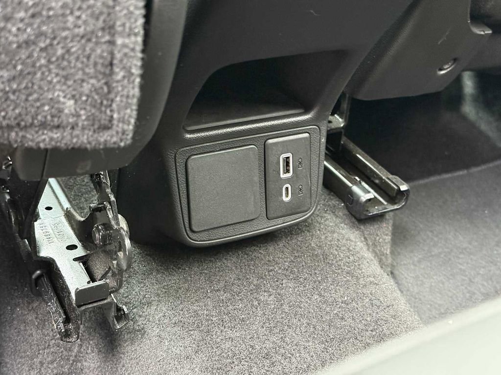 Used 2022 Buick Encore GX Select w/ Experience Buick Package image 23