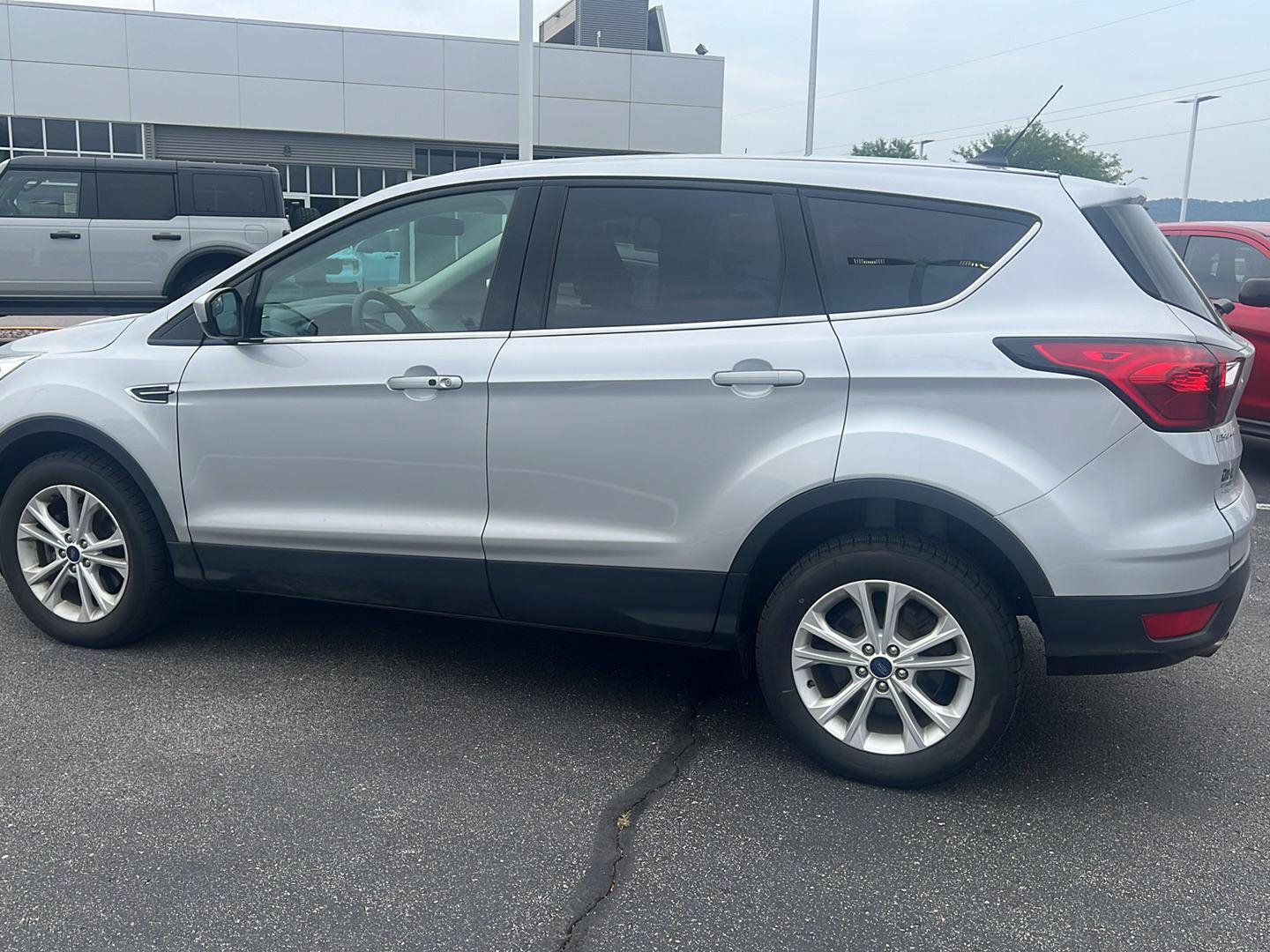 Used 2019 Ford Escape SE AWD/4WD image 9