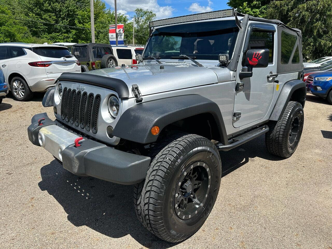 Used 2012 Jeep Wrangler Sahara AWD/4WD image 2