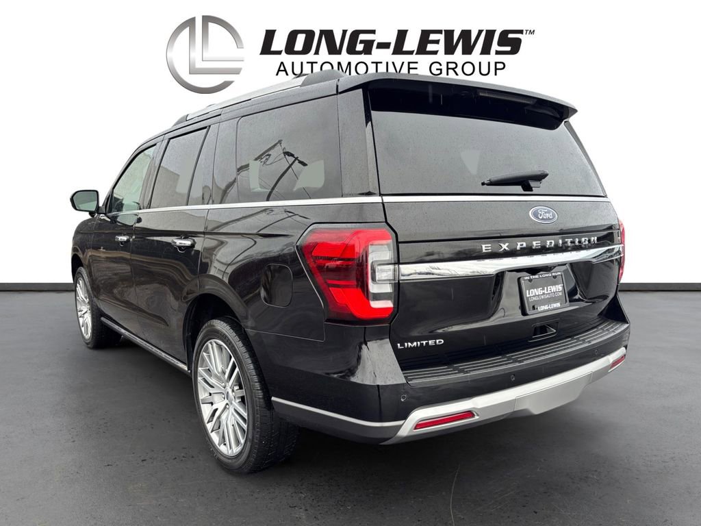 Used 2024 Ford Expedition Limited image 4