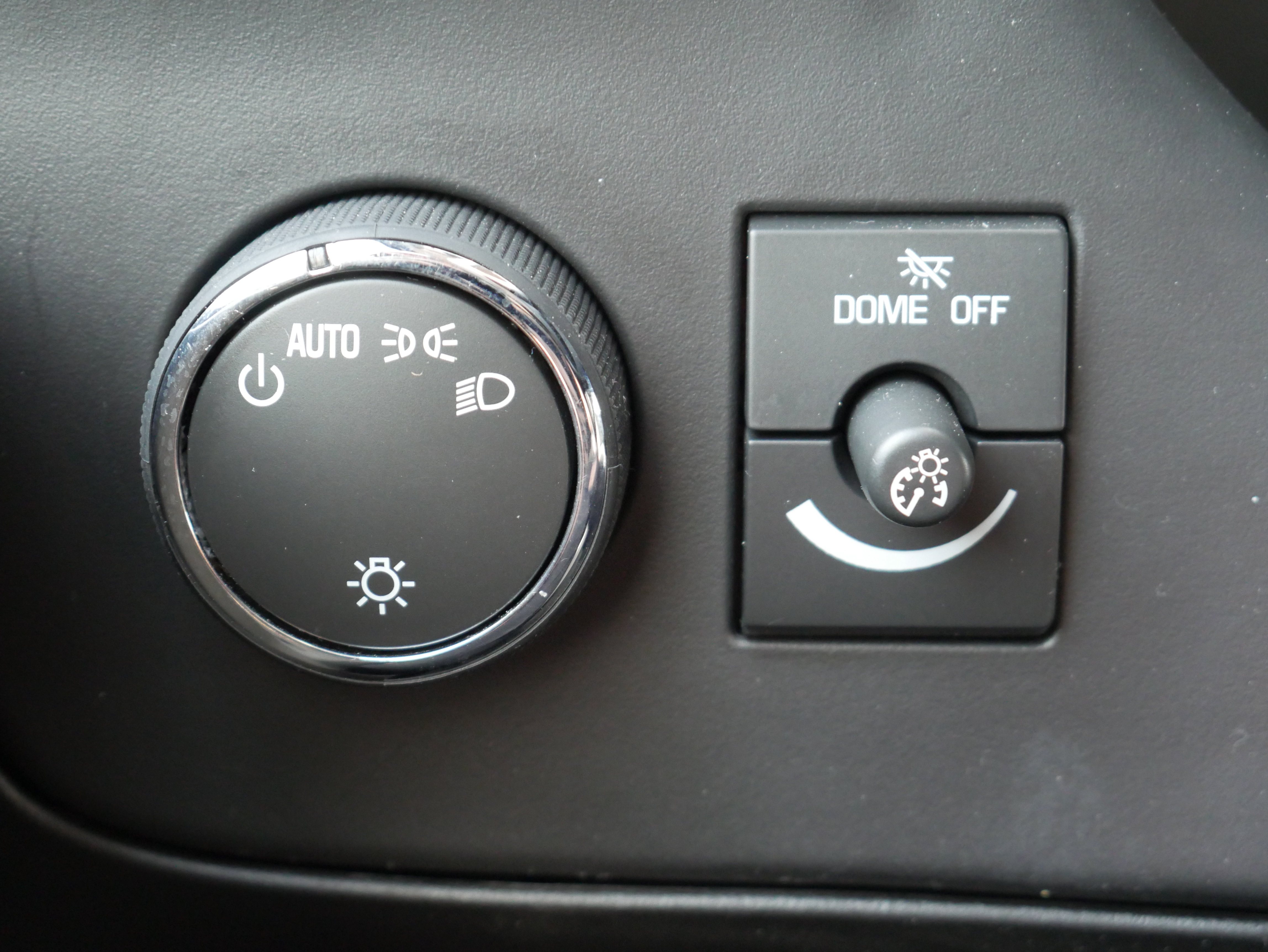 New 2025 Chevrolet Express 3500 w/ Power Convenience Package RWD image 37