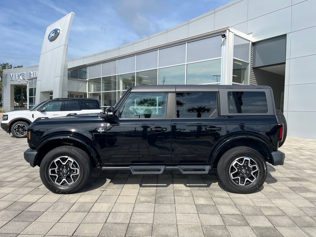 Used 2024 Ford Bronco Outer Banks AWD/4WD image 3