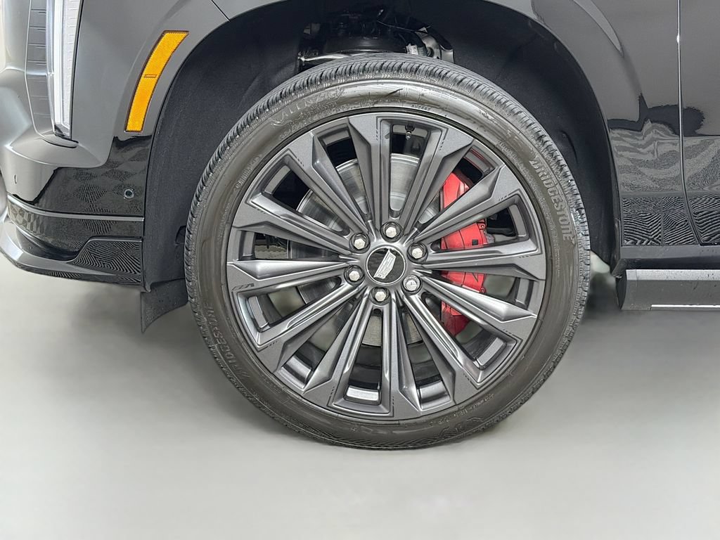 Used 2025 Cadillac Escalade V AWD/4WD image 35