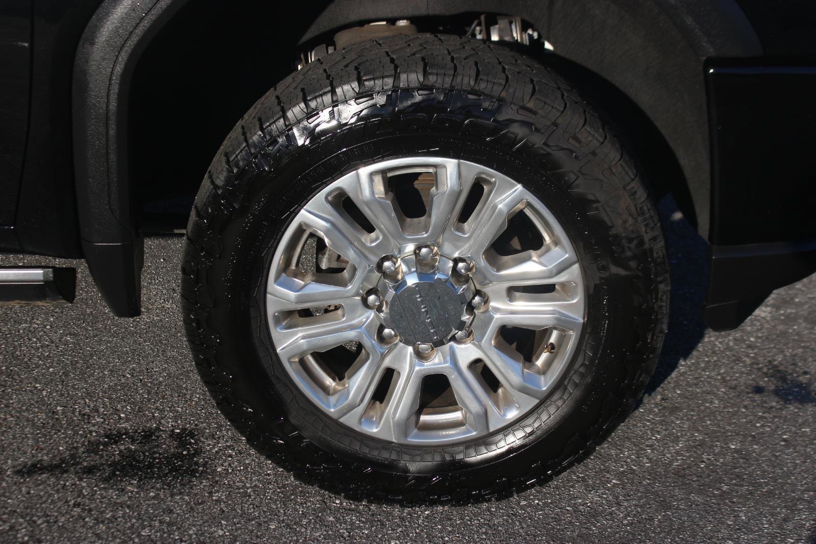 Used 2023 GMC Sierra 2500 Denali w/ Denali Ultimate Package image 41