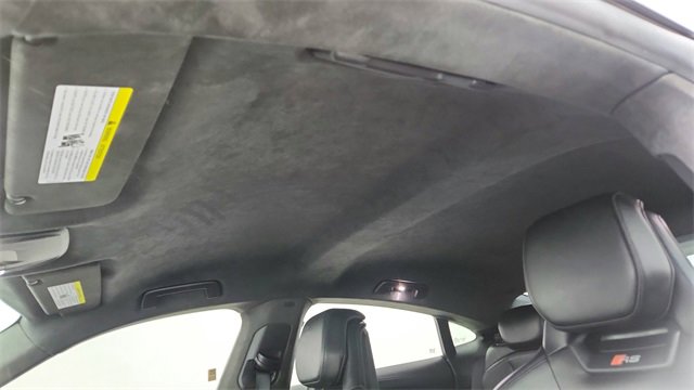 Used 2022 Audi RS e-tron GT w/ Carbon Performance Package image 57