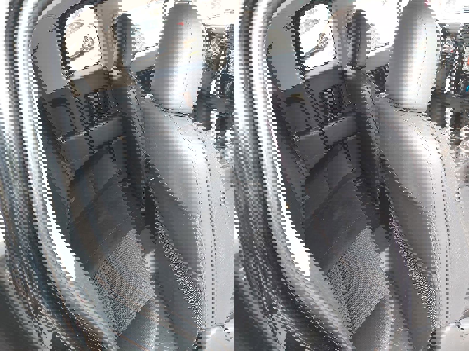 Used 2012 Toyota FJ Cruiser 4WD image 12